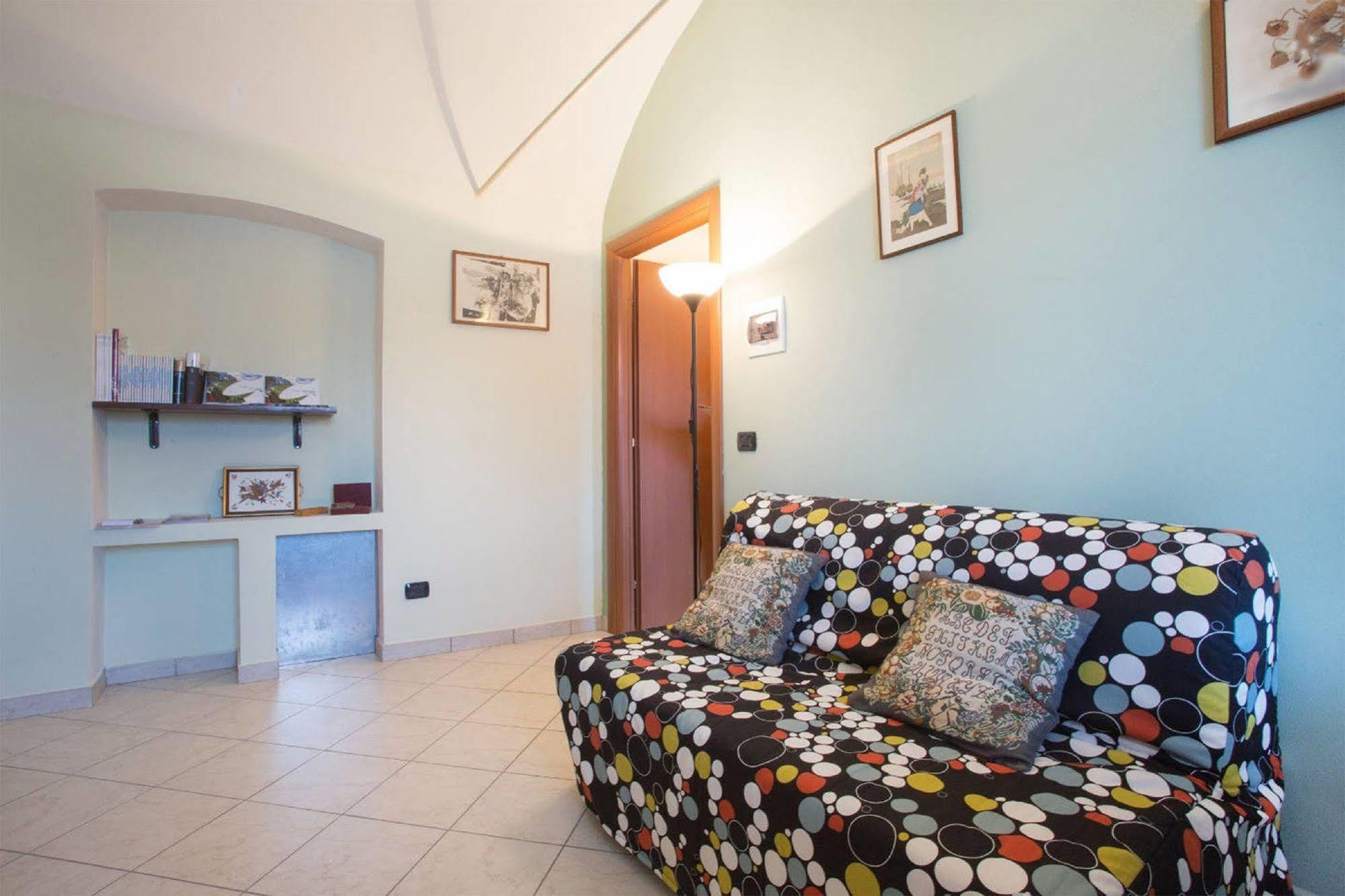 Casa Vacanze Fusina Appartamento Dogliani Esterno foto